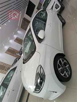 هیوندای i10
